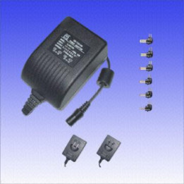 Импулсен адаптор LLAS2100A 3/3.5/5/6/6.5/7V 2100mA